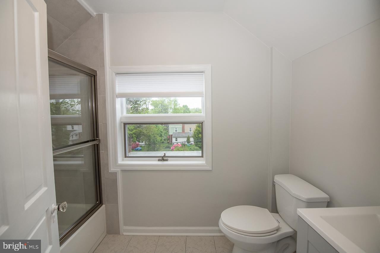 1041 County Line Road, Unit 2 Bryn Mawr, PA 19010 - Photo 9 of 24