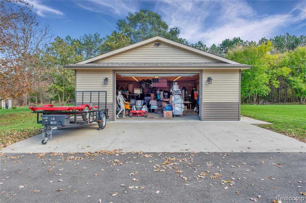 4853 Kidder Road Almont, MI 48003 - Photo 27 of 31