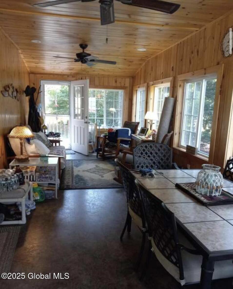 8 South 40th Road Hadley, NY 12835 - Photo 4 of 26 4