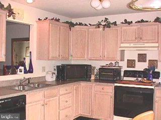 404 White Chapel Road Lancaster, PA 17603 - Photo 5 of 6 Gallery Image 5