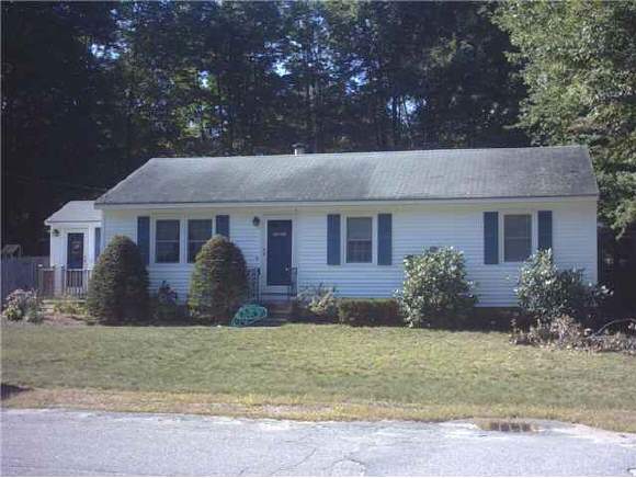 16 Maplewood Avenue Rochester, NH 03867 - Photo 1 of 1