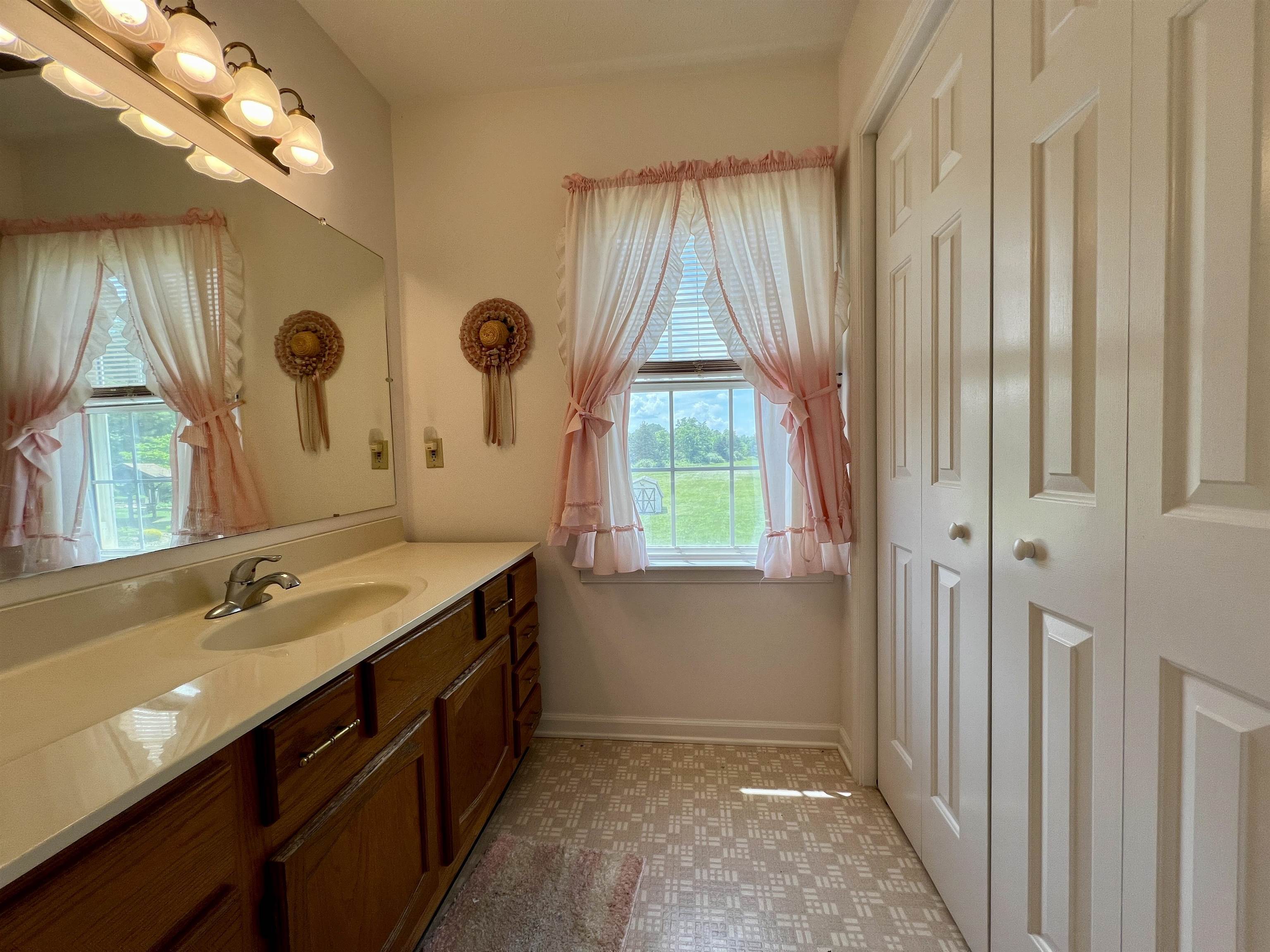 1226 Rockfish Road Waynesboro, VA 22980 - Photo 33 of 42 Gallery Image 33