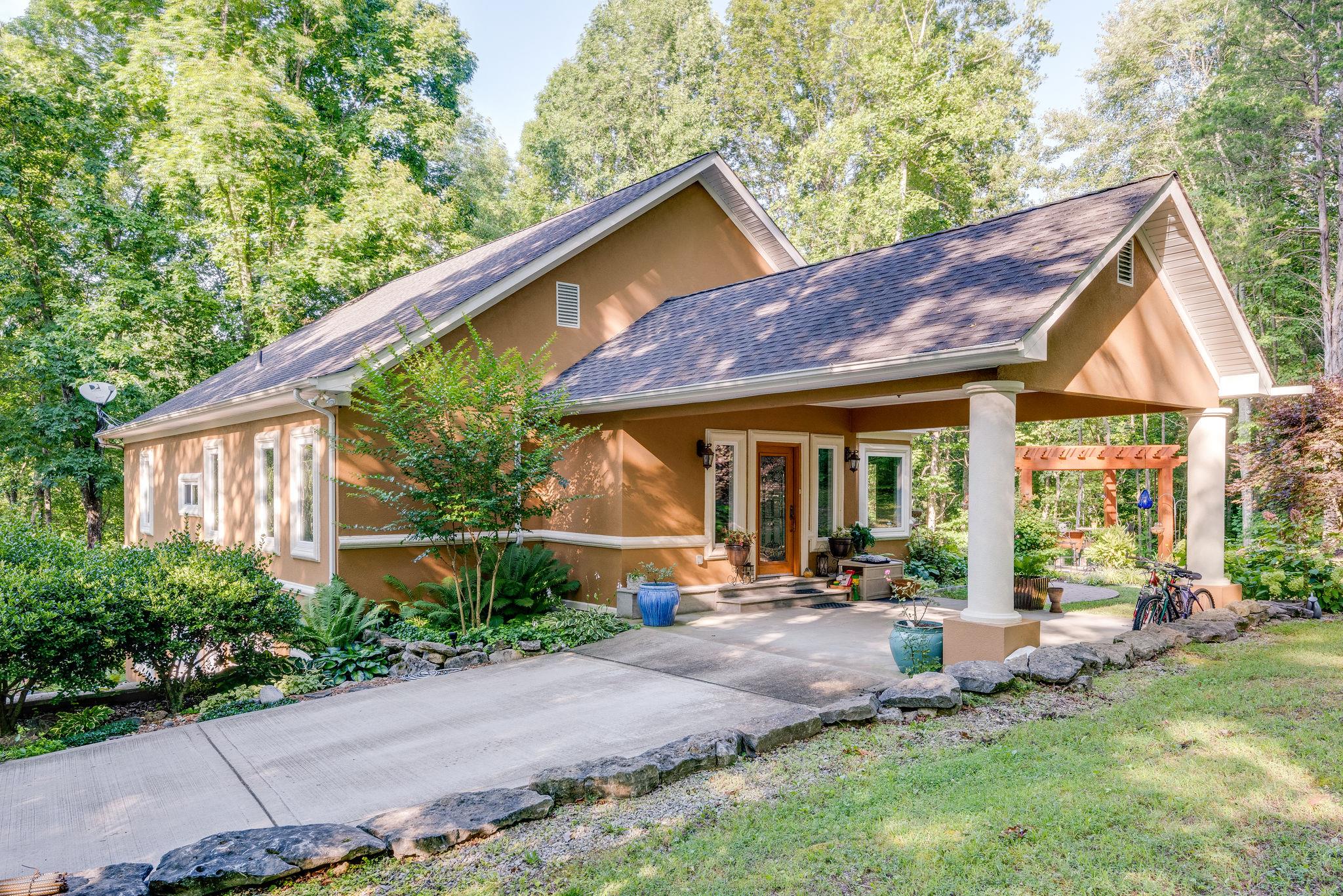 1300 Dawson Road White Bluff, TN 37187 - Photo 2 of 30 Gallery Image 2