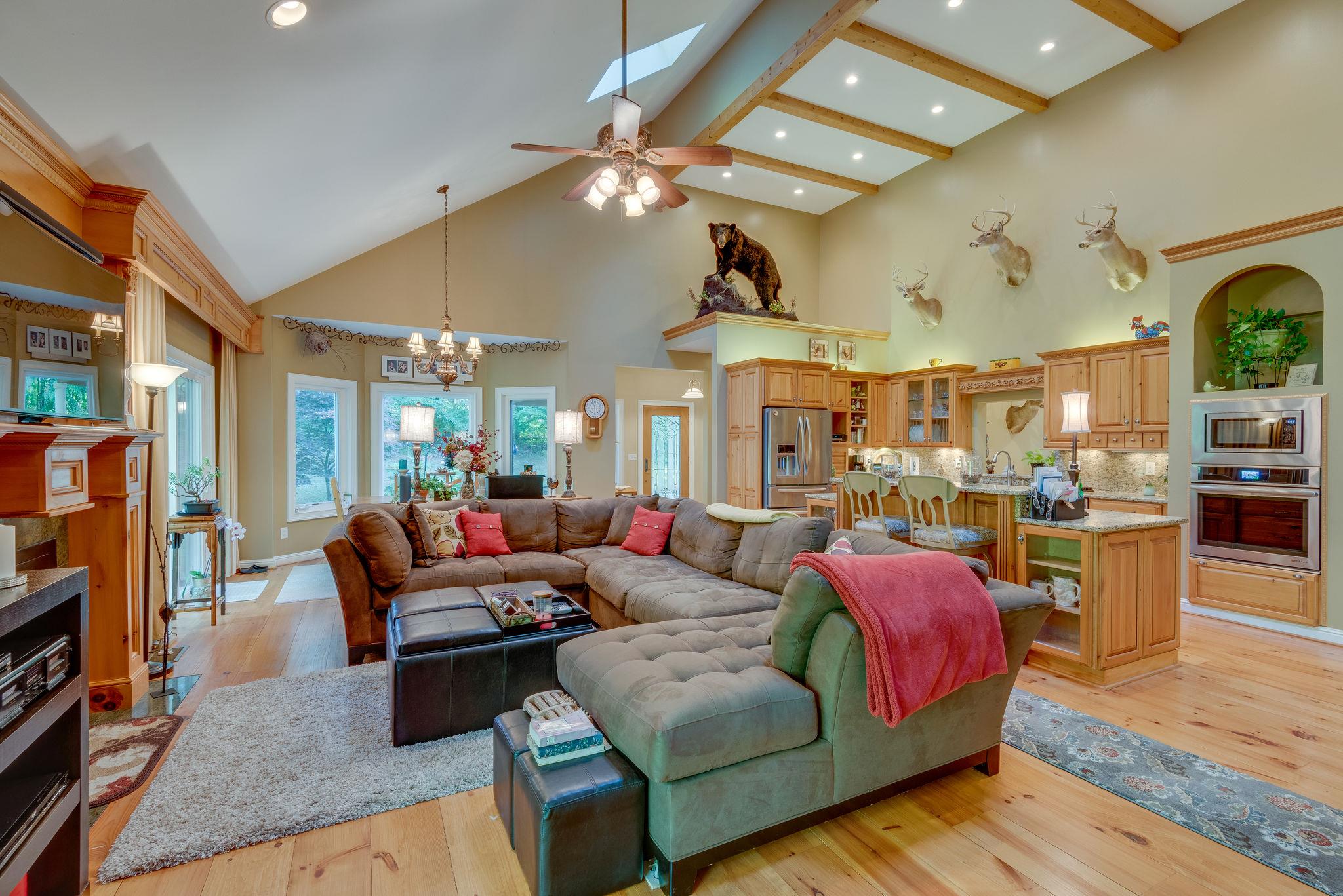 1300 Dawson Road White Bluff, TN 37187 - Photo 7 of 30 Gallery Image 7