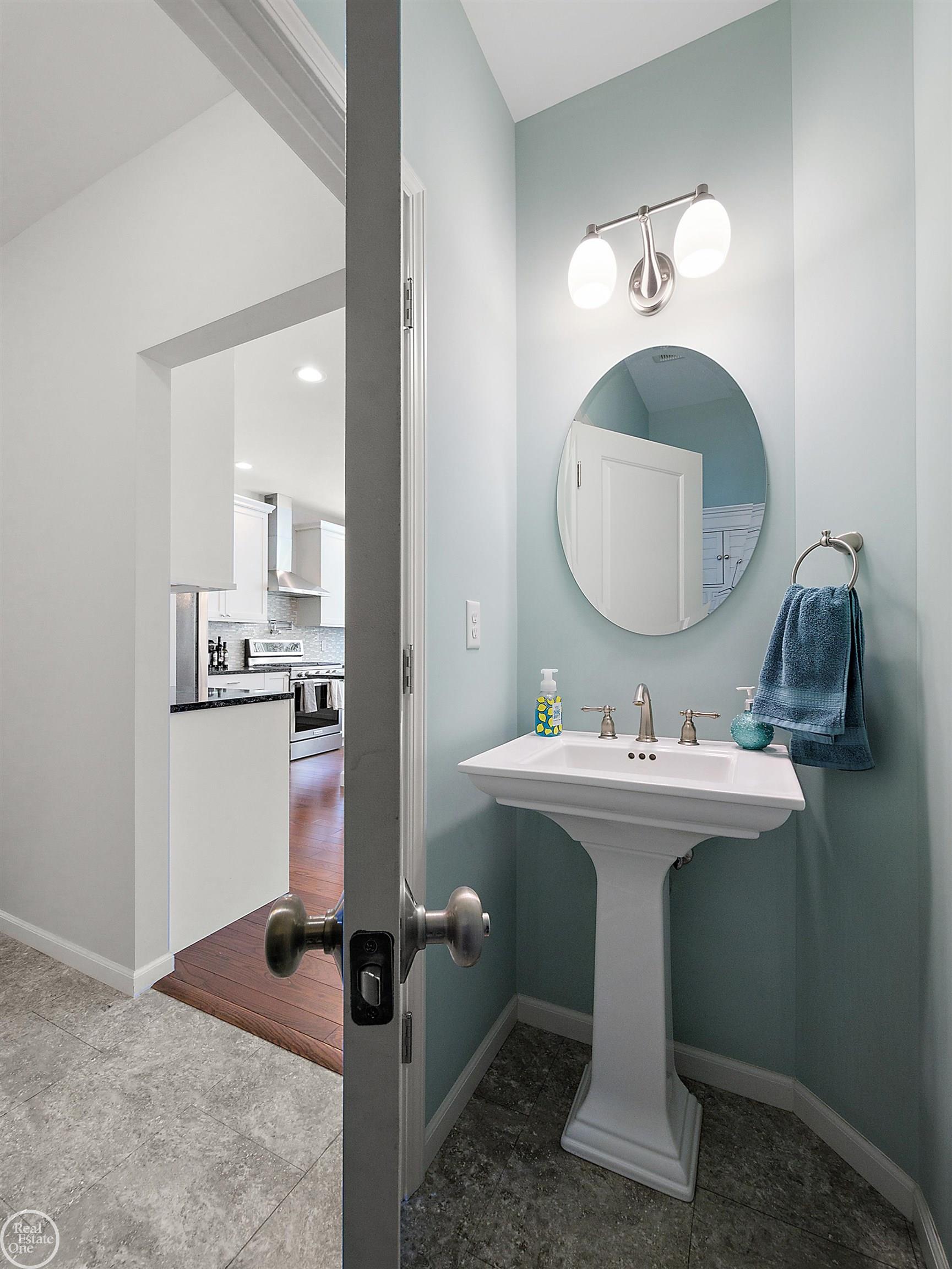 1276 Strieter Road Ann Arbor, MI 48103 - Photo 23 of 82 50172470-cf571748-a40c-4102-8db4-e2945ff8c010.JPG