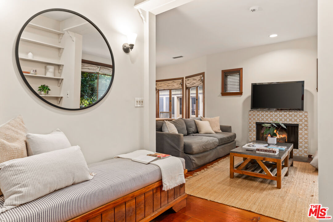 46 Wavecrest Avenue Venice, CA 90291 - Photo 17 of 31