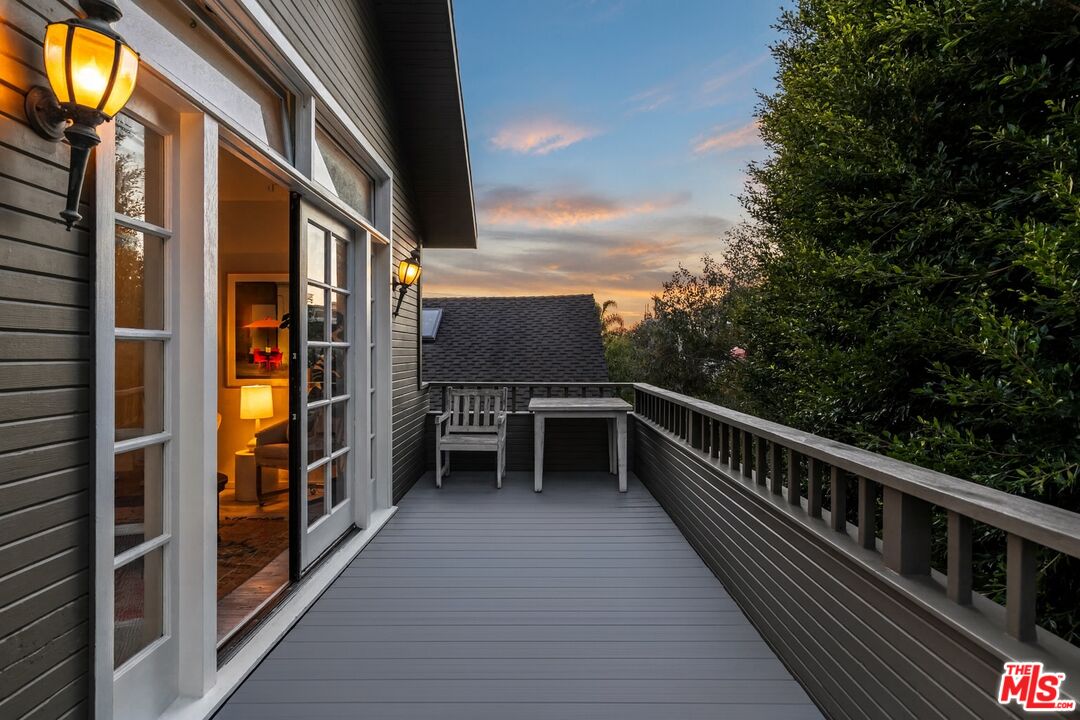 46 Wavecrest Avenue Venice, CA 90291 - Photo 23 of 31