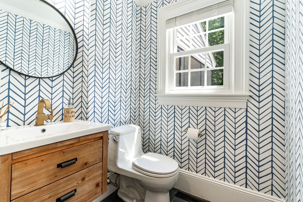 1 Old Mill Road Norfolk, MA 02056 - Photo 12 of 41 Gallery Image 12
