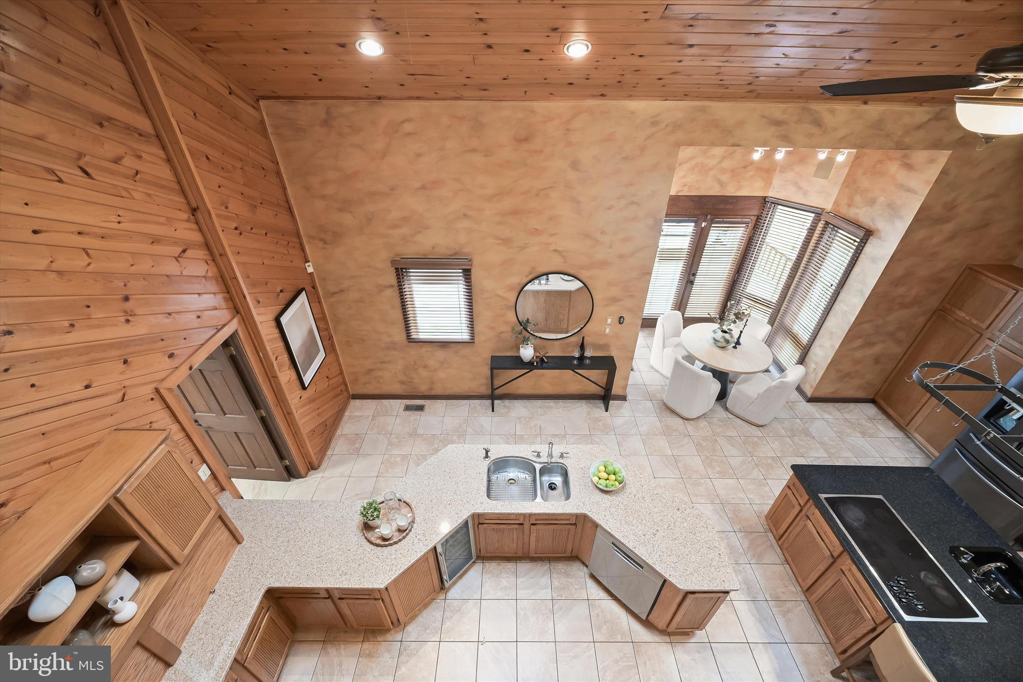 13304 Ridgewood Drive Ellicott City, MD 21042 - Photo 49 of 95 Upper Level