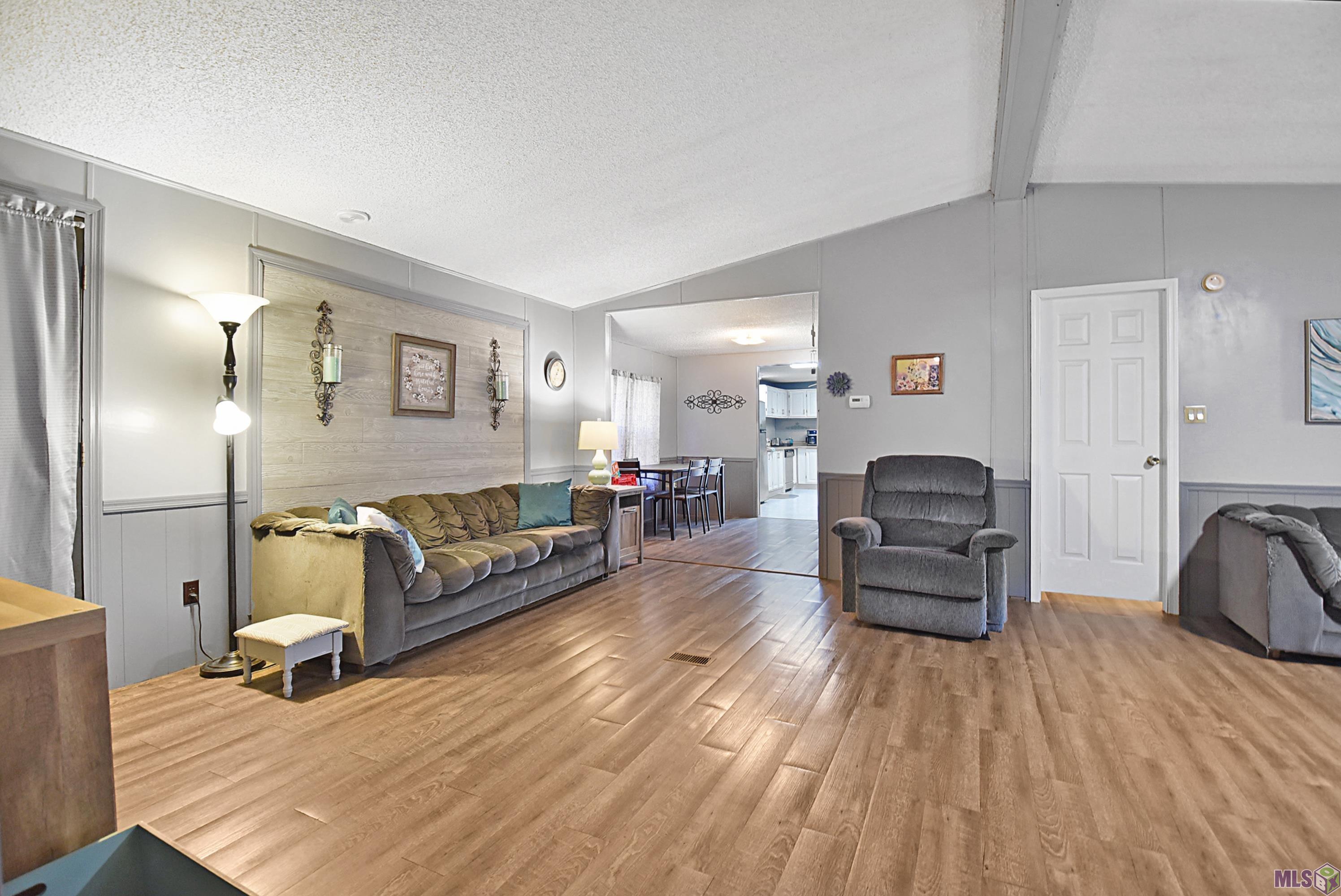 14182 Lebeau Road St. Amant, LA 70774 - Photo 4 of 16 Gallery Image 4
