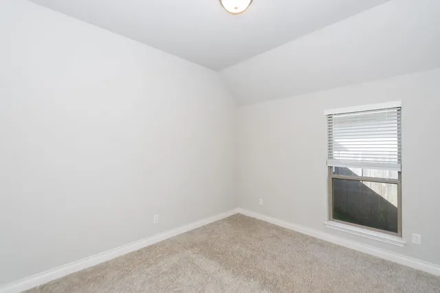 a view of utility room