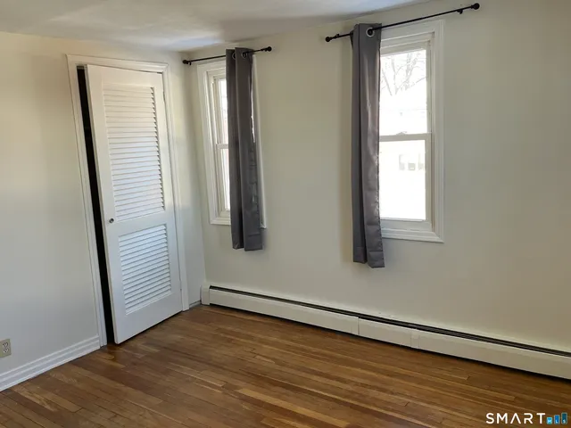 $205,000 | 20 John Street, Southington, CT 06489