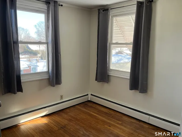 $205,000 | 20 John Street, Southington, CT 06489