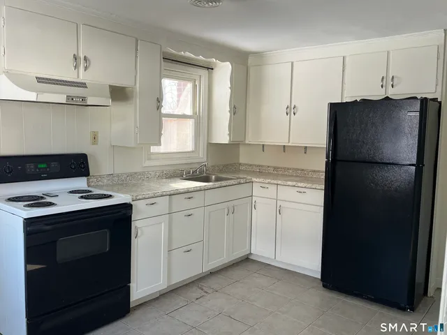 $205,000 | 20 John Street, Southington, CT 06489