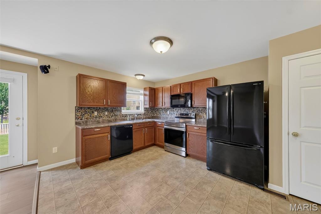 607 Spring Manor O'Fallon, MO 63368 - Photo 7 of 26