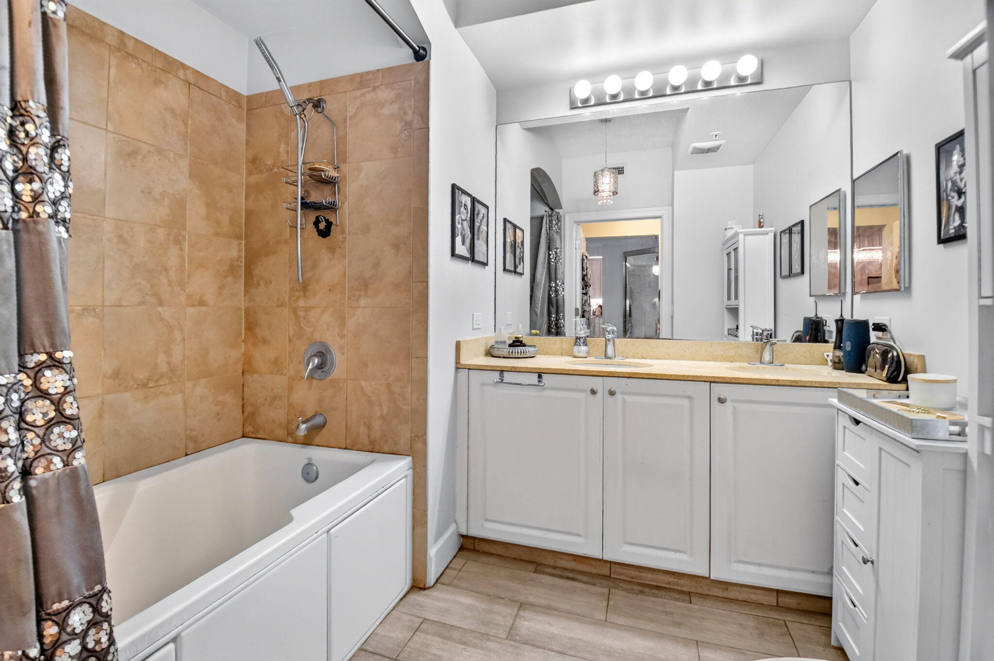 1690 Renaissance Commons Boulevard, Unit 1224 Boynton Beach, FL 33426 - Photo 20 of 47 7-web-or-mls-DSC_3742