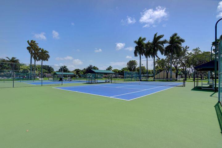 8625 Raintree Court Boca Raton, FL 33496 - Photo 22 of 31 Tennis court