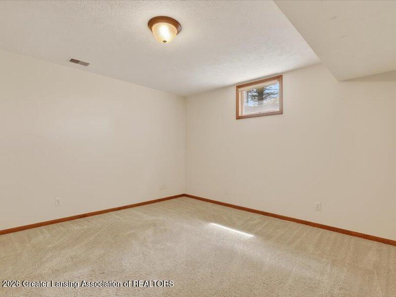 1160 North State Road Belding, MI 48809 - Photo 40 of 77 40-1160-N-State-Rd-Belding-Windowstill