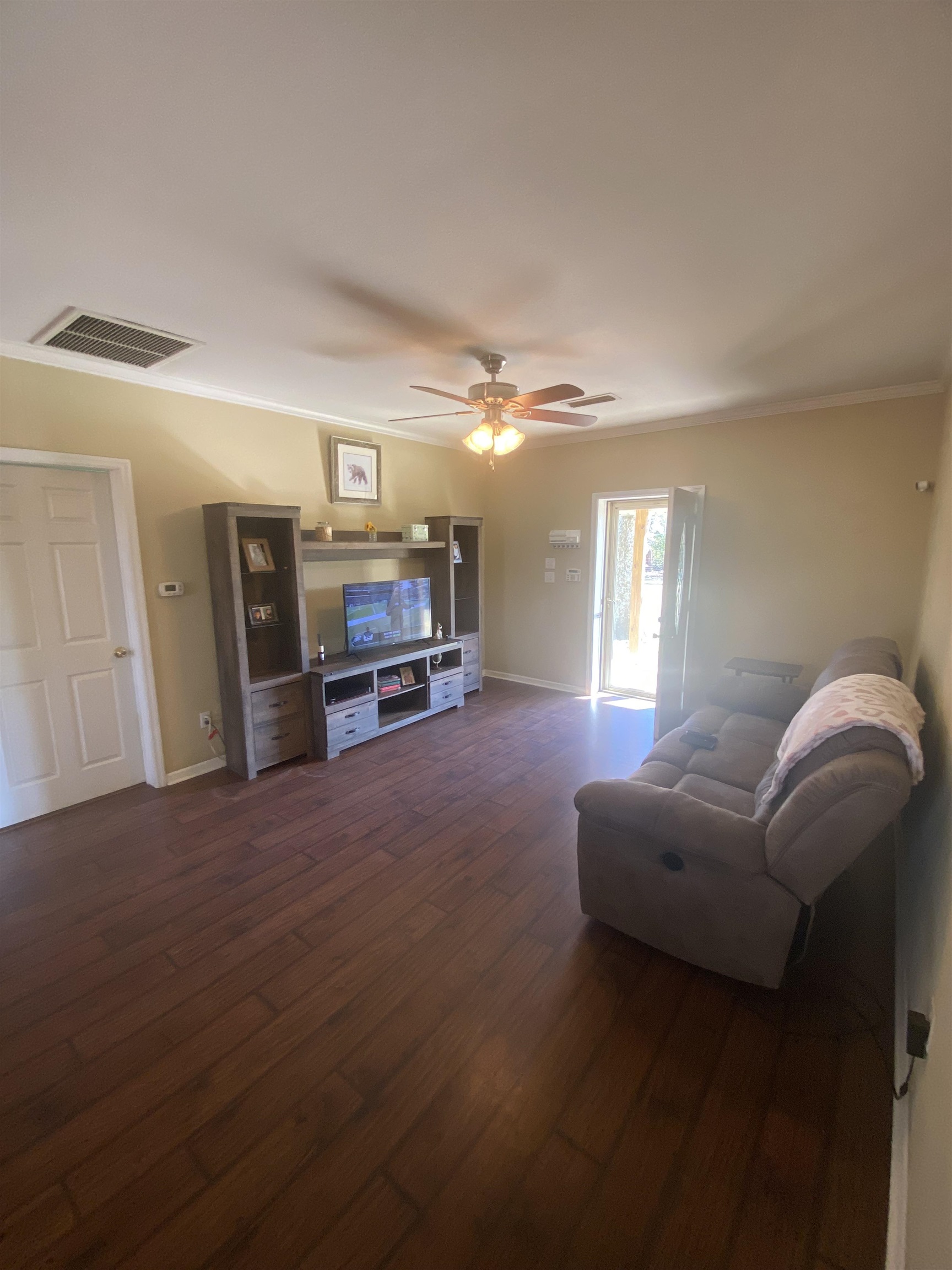 1329 Tolar White Road Quincy, FL 32351 - Photo 8 of 11 Gallery Image 8