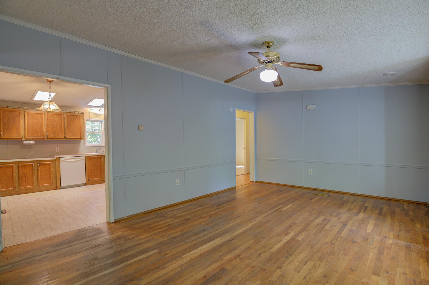 21 Bostwick Road Brunswick, ME 04011 - Photo 3 of 25 Pic#-5