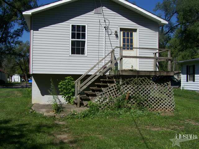 1015 Schirmeyer Street Decatur, IN 46733 - Photo 2 of 9