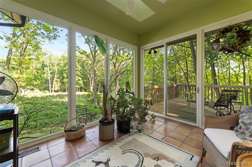 2323 Addaleen Road Highland, MI 48357 - Photo 40 of 70