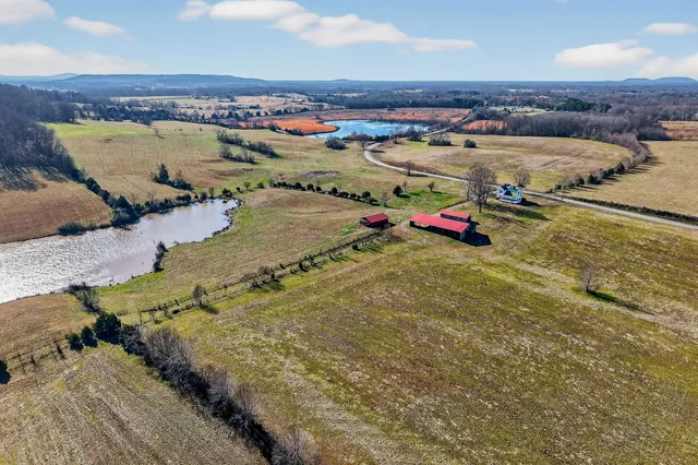 $449,900 | 4761 Gum Springs Mountain Road, Sparta, TN 38583