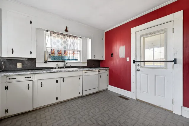 $449,900 | 4761 Gum Springs Mountain Road, Sparta, TN 38583