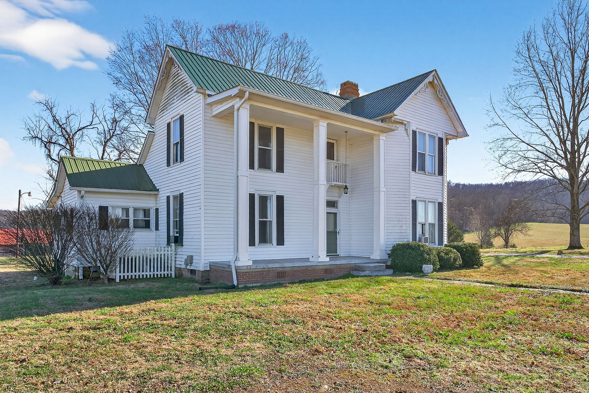 4761 Gum Springs Mountain Road Sparta, TN 38583 - Photo 2 of 47
