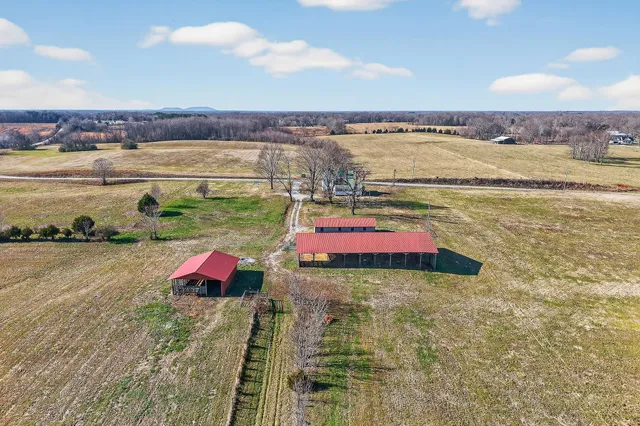 $449,900 | 4761 Gum Springs Mountain Road, Sparta, TN 38583