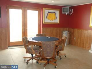 53 Pickering Bend Langhorne, PA 19047 - Photo 5 of 6 Gallery Image 5