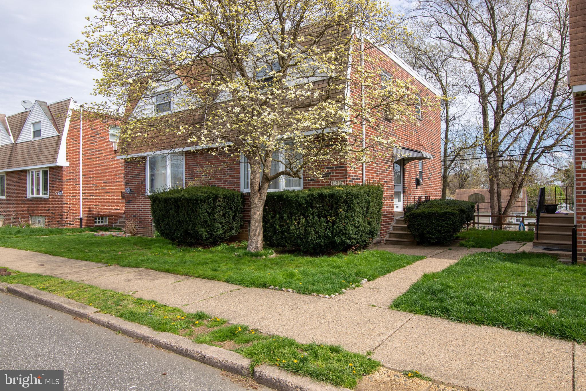 15057 London Road Philadelphia, PA 19116 - Photo 1 of 26 Gallery Image 1