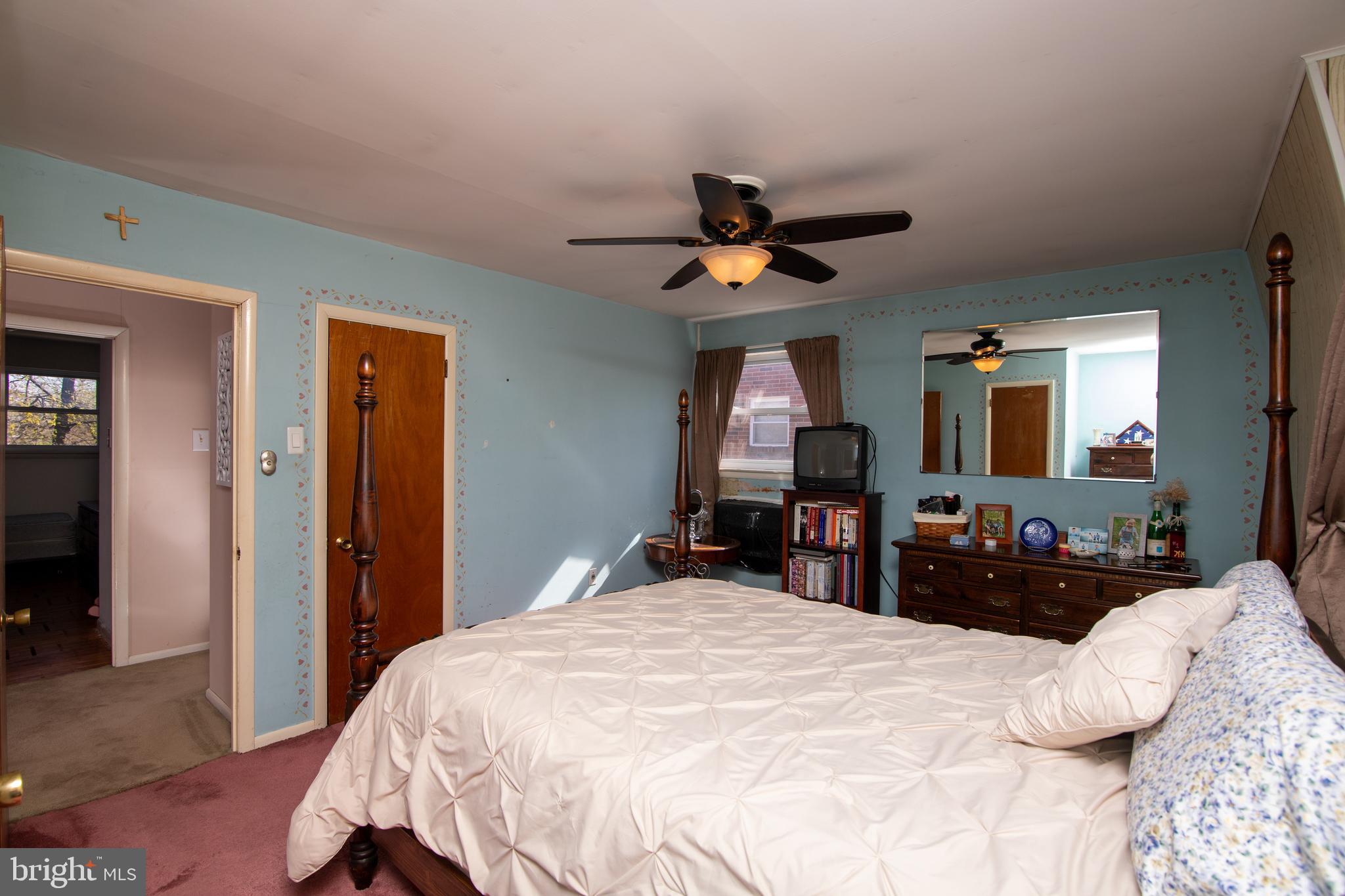 15057 London Road Philadelphia, PA 19116 - Photo 12 of 26 Gallery Image 12