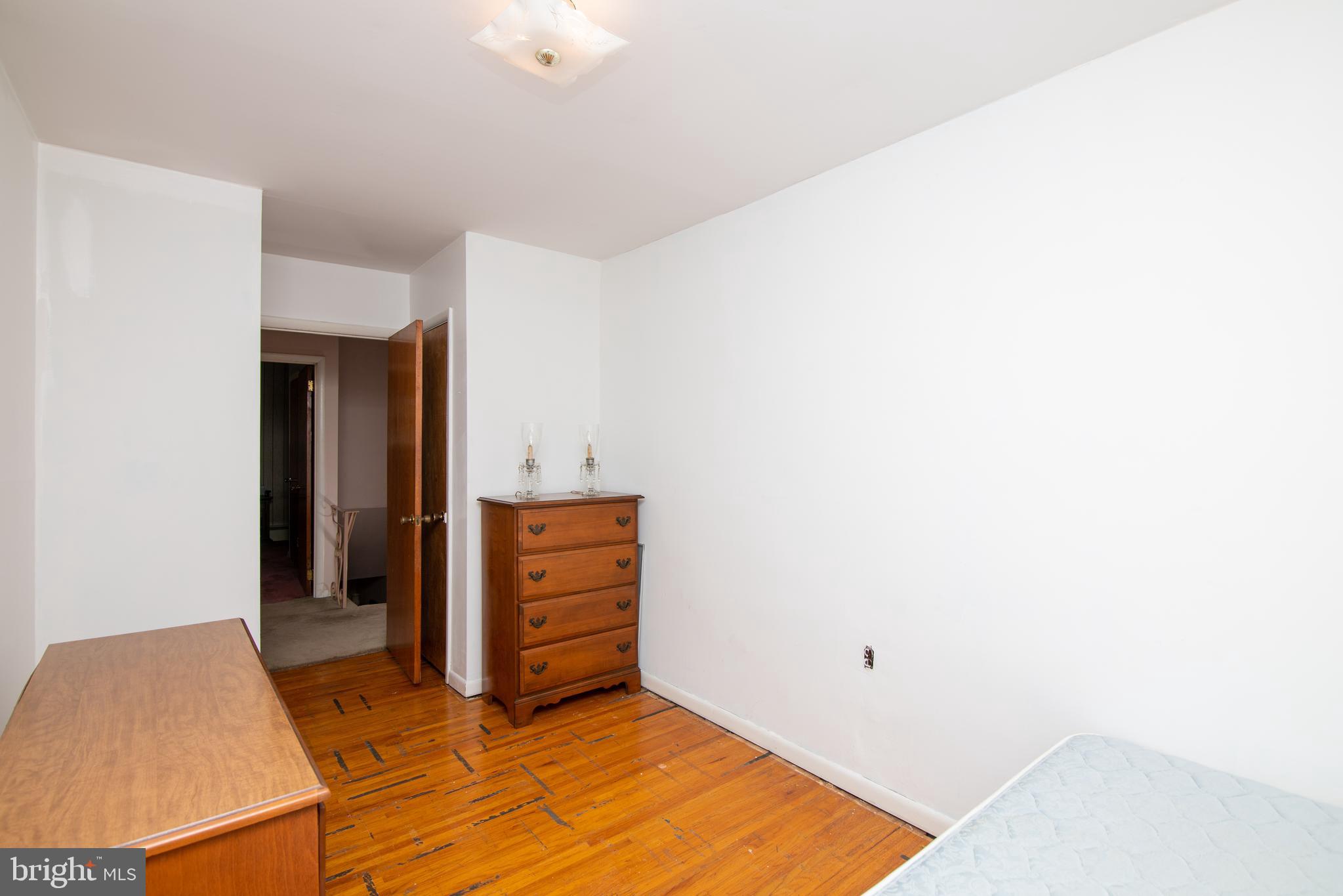 15057 London Road Philadelphia, PA 19116 - Photo 19 of 26 Gallery Image 19