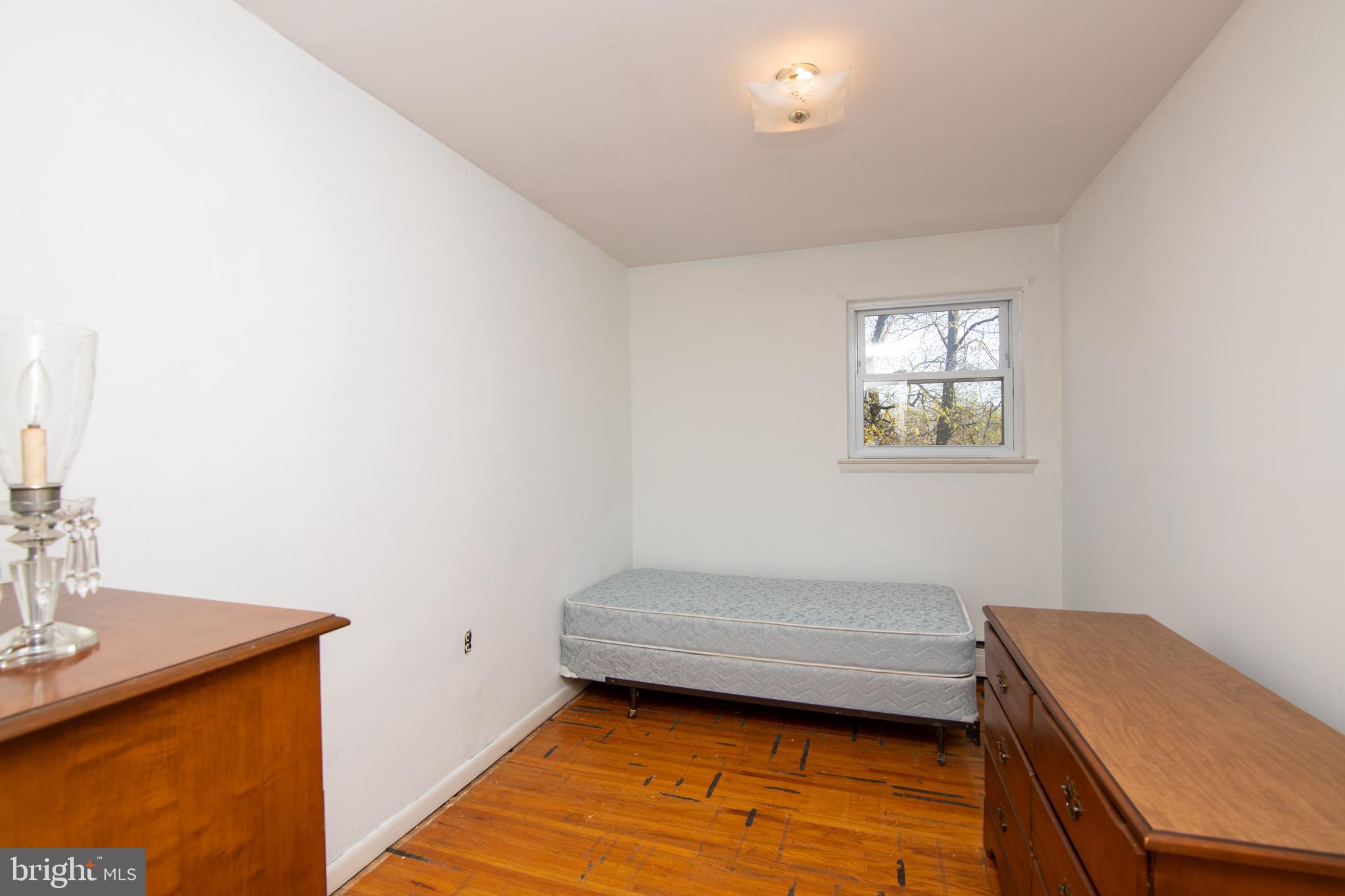 15057 London Road Philadelphia, PA 19116 - Photo 20 of 26 Gallery Image 20