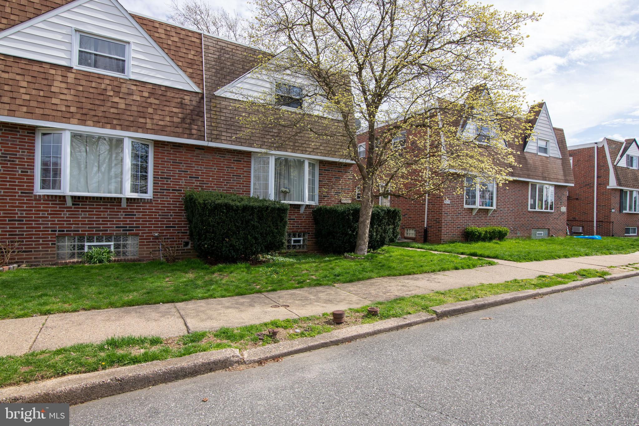 15057 London Road Philadelphia, PA 19116 - Photo 3 of 26 Gallery Image 3