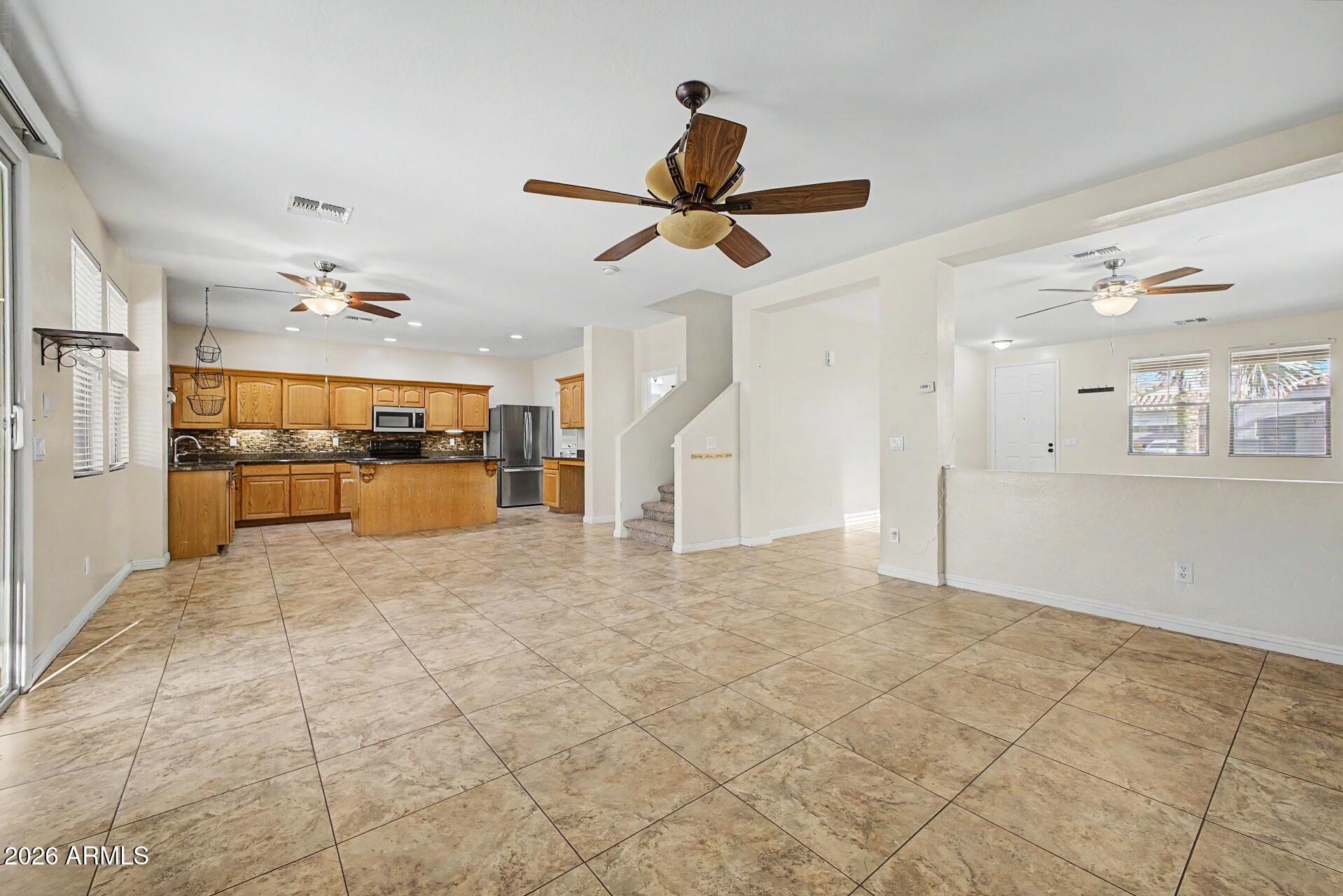 2934 West Fremont Rd. Phoenix, AZ 85041 - Photo 6 of 25 12-Fremont