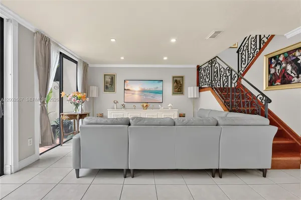 $3,700 | 3505 Torremolinos Avenue, Unit D109, Doral, FL 33178