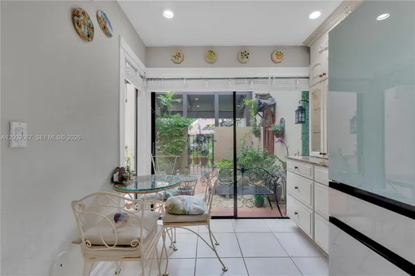 $3,700 | 3505 Torremolinos Avenue, Unit D109, Doral, FL 33178