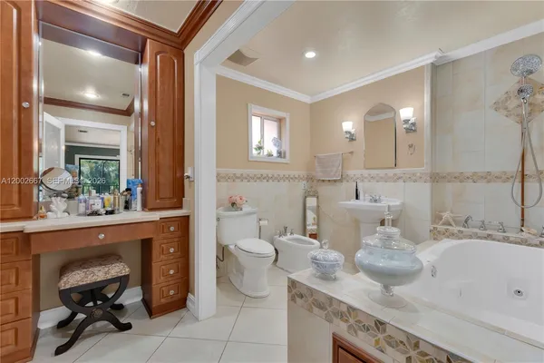 $3,700 | 3505 Torremolinos Avenue, Unit D109, Doral, FL 33178