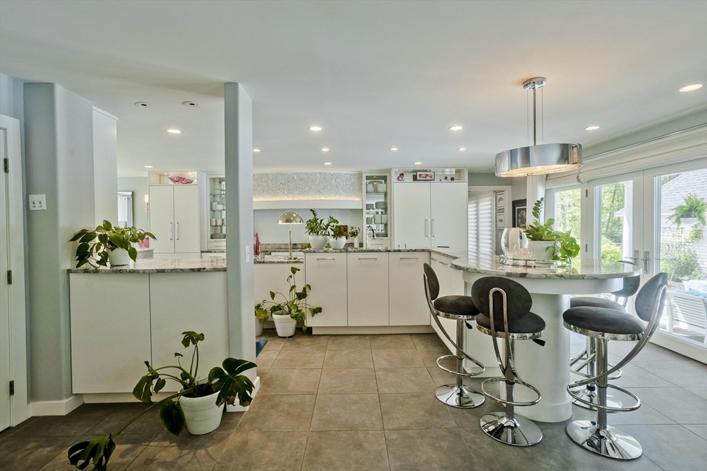 183 Loomis Ridge Westfield, MA 01085 - Photo 11 of 42