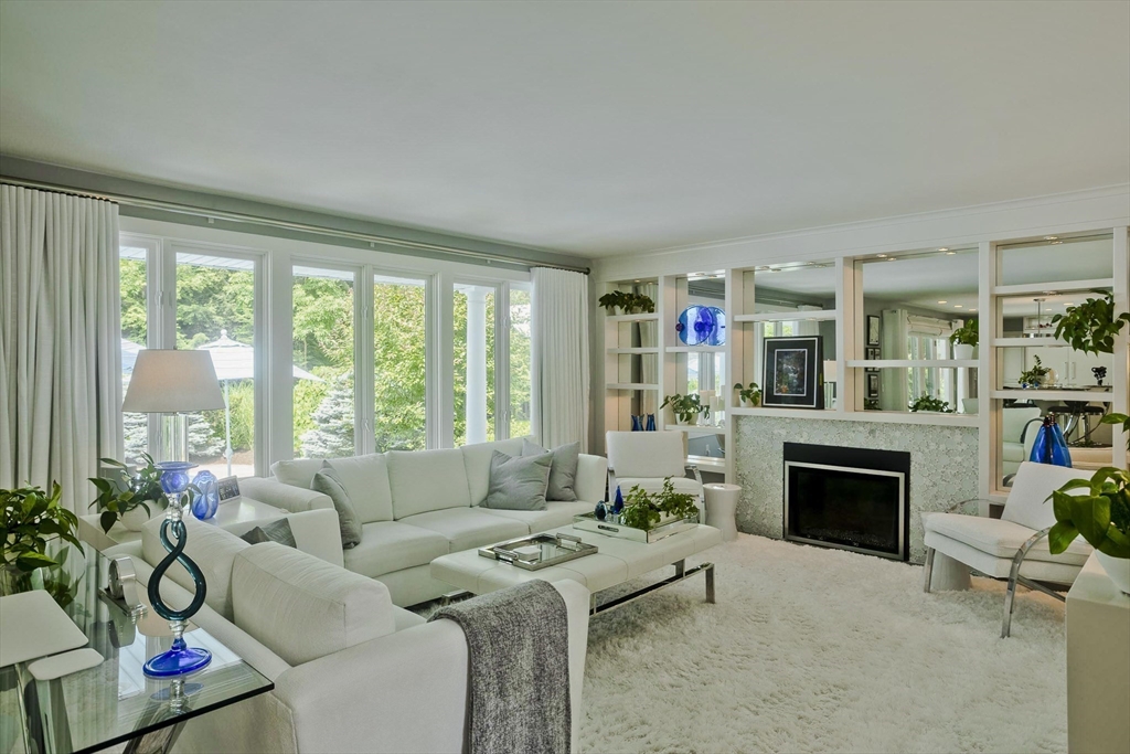 183 Loomis Ridge Westfield, MA 01085 - Photo 17 of 42