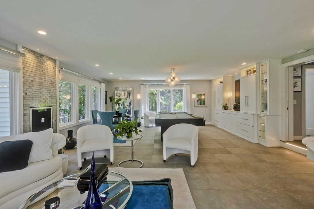 183 Loomis Ridge Westfield, MA 01085 - Photo 21 of 42