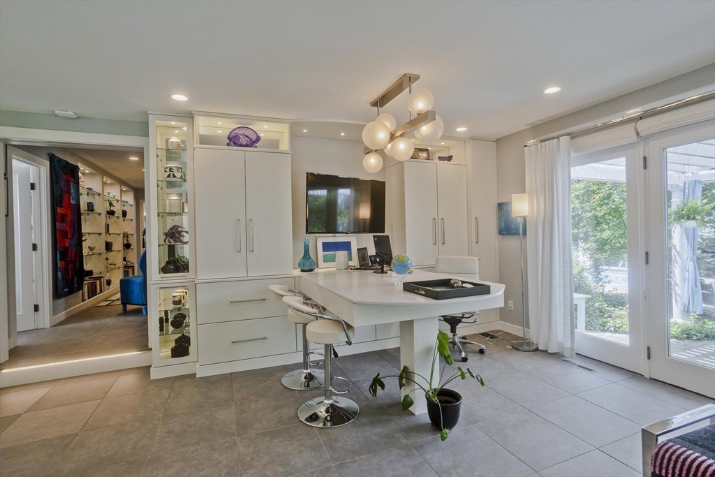 183 Loomis Ridge Westfield, MA 01085 - Photo 22 of 42