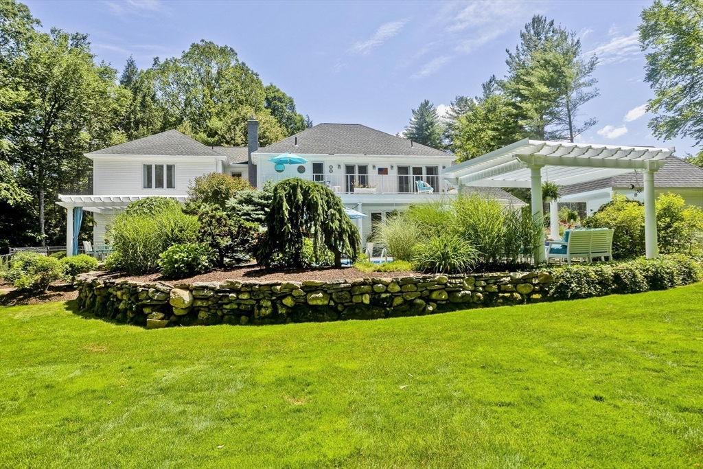 183 Loomis Ridge Westfield, MA 01085 - Photo 8 of 42
