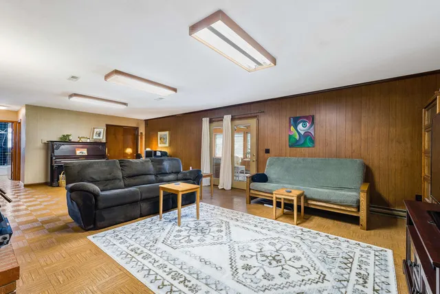 $480,000 | 636 Rosser Avenue, Waynesboro, VA 22980