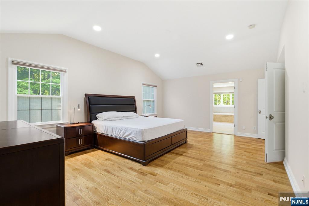 42 Spring Valley Road Montvale, NJ 07645 - Photo 16 of 50