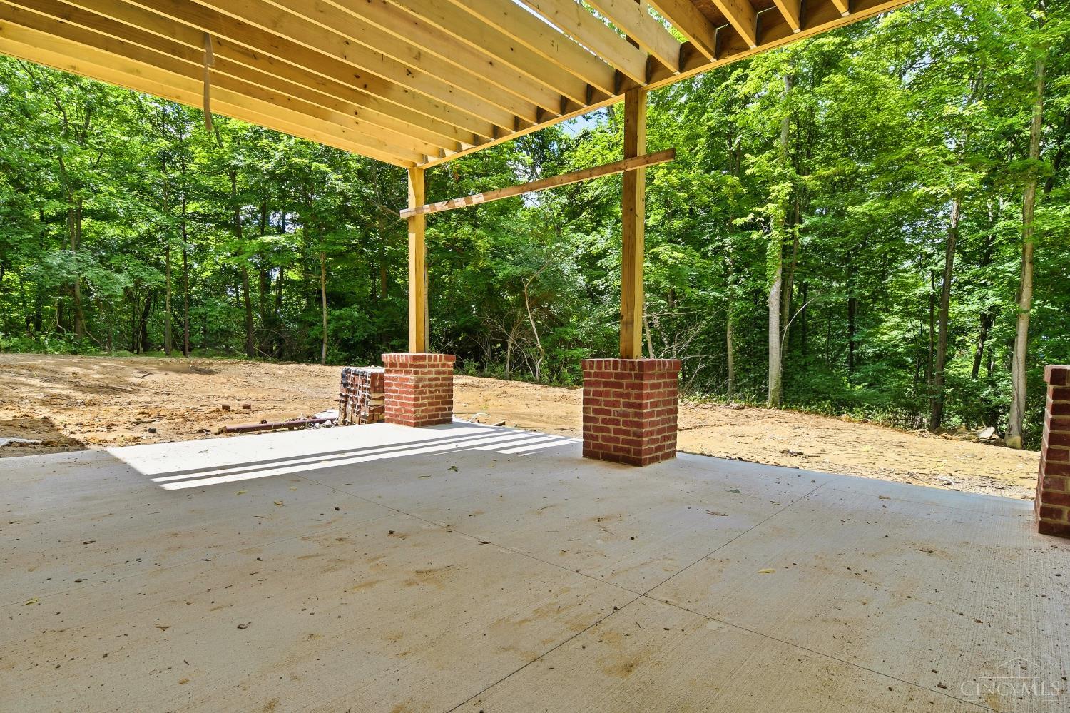 568 Locust Run Road Cincinnati, OH 45245 - Photo 9 of 65