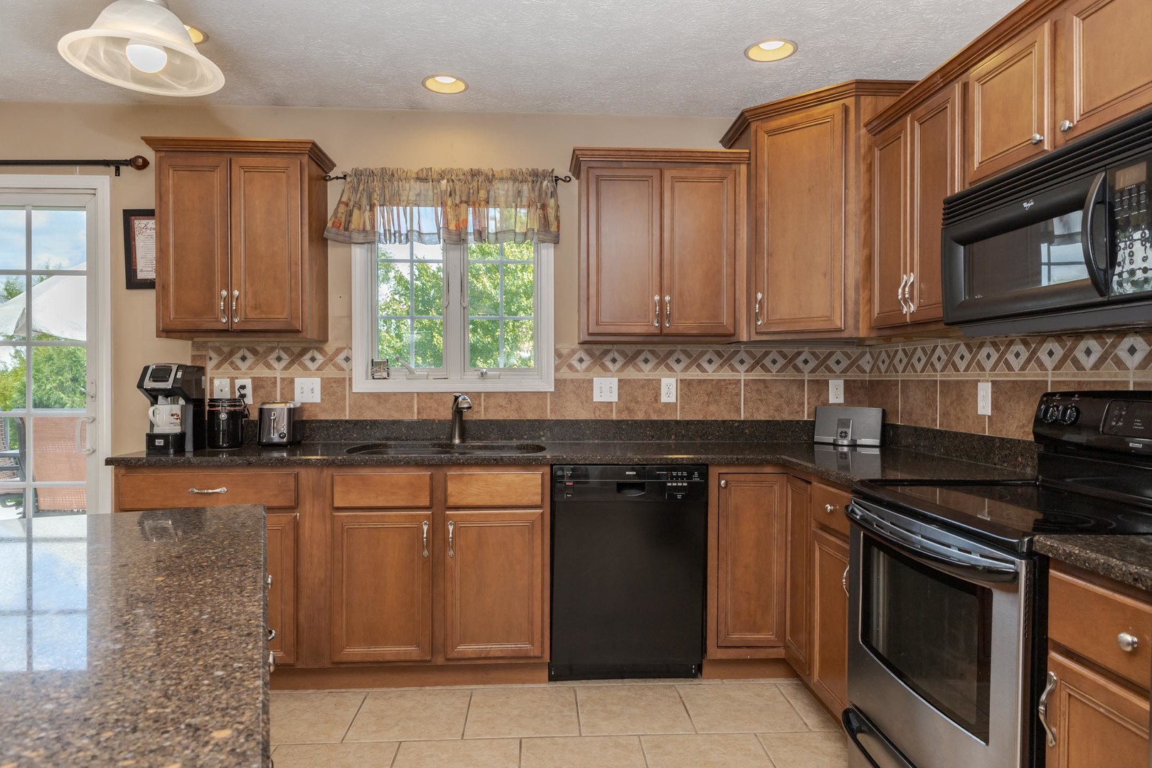 2102 Denton Lane Normal, IL 61761 - Photo 20 of 43 Gallery Image 20