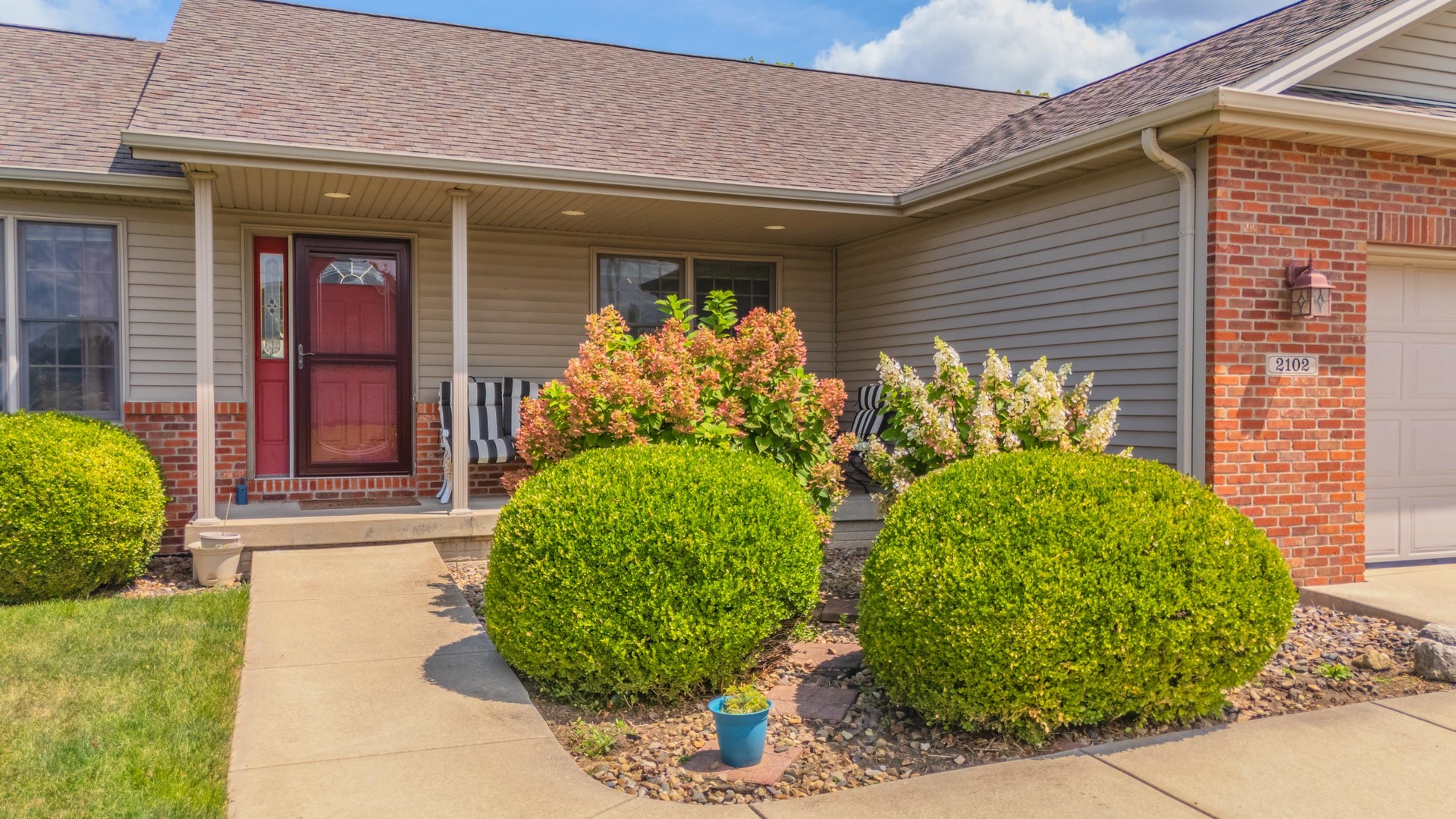 2102 Denton Lane Normal, IL 61761 - Photo 9 of 43 Gallery Image 9